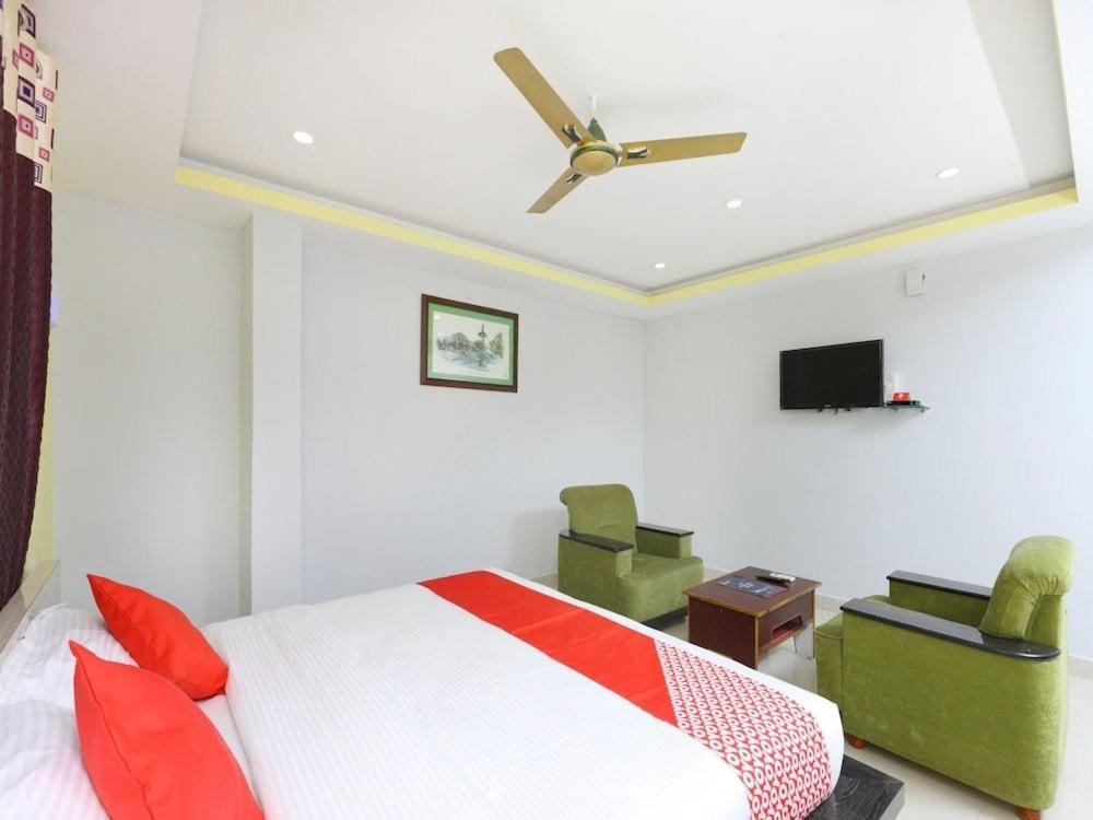 Sai Golden Rooms Tirupati Extérieur photo