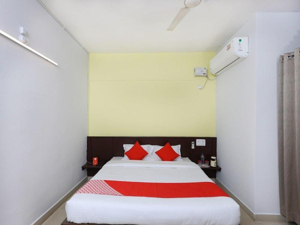 Sai Golden Rooms Tirupati Extérieur photo